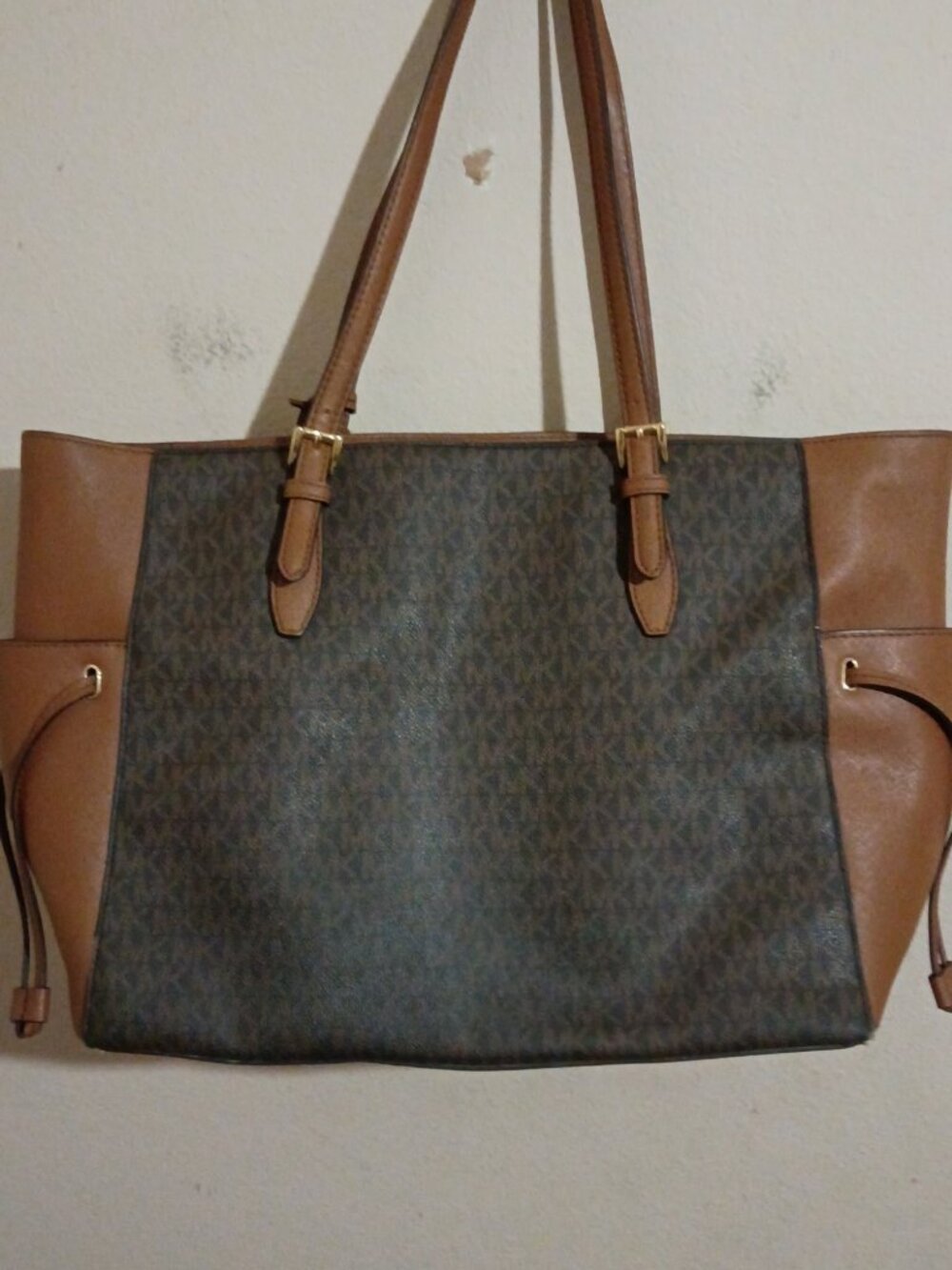 Michael Kors Women Gilly Large Signature Travel Drawstring Tote Bags Brown - Picture 10 of 16